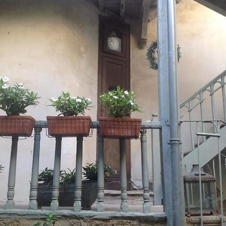 Les Chambres De L'Horloge Lectoure Exterior photo